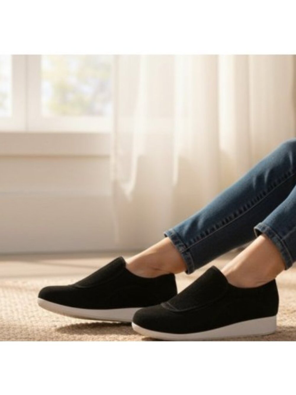 NEWPORT NEWS Easy Style Black Comfort Shoes Ladies Size 8